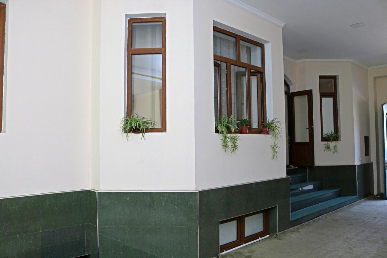 Chinor Garden Hotel - Free Airport Pick-Up And Drop-Off Tashkent Ngoại thất bức ảnh