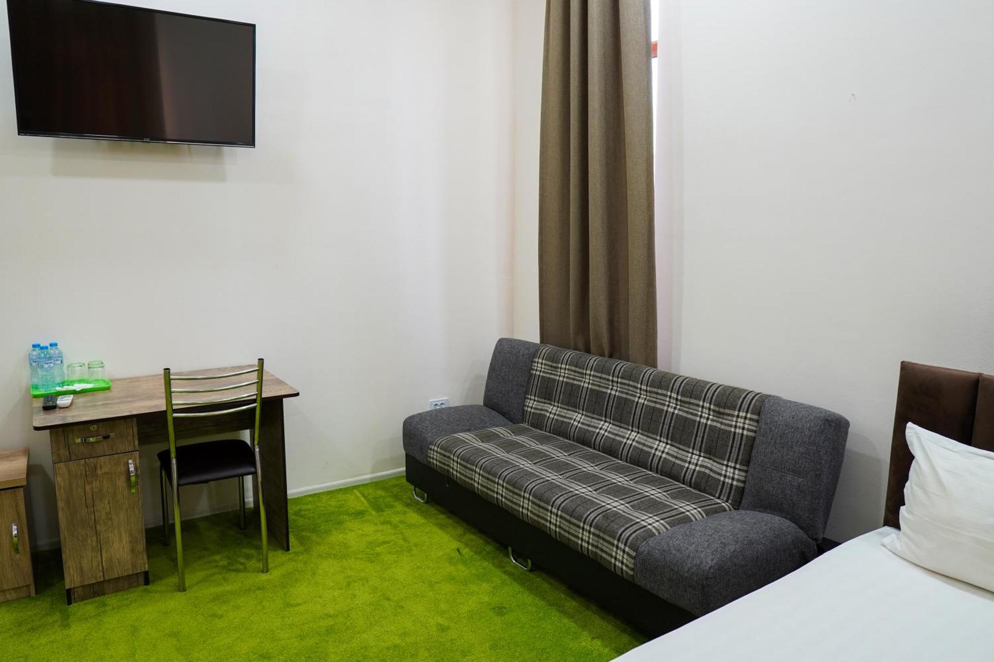 Chinor Garden Hotel - Free Airport Pick-Up And Drop-Off Tashkent Ngoại thất bức ảnh