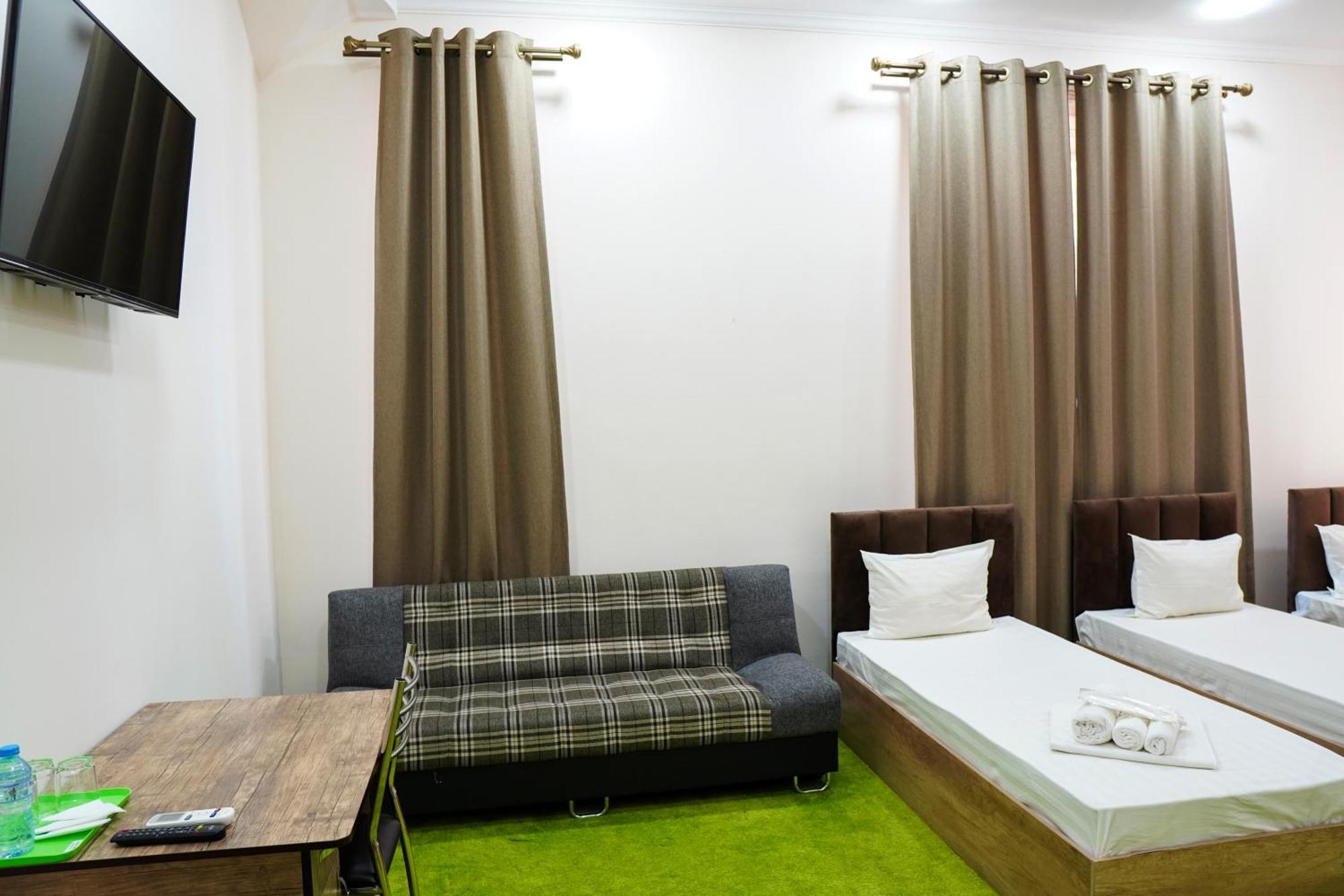 Chinor Garden Hotel - Free Airport Pick-Up And Drop-Off Tashkent Ngoại thất bức ảnh