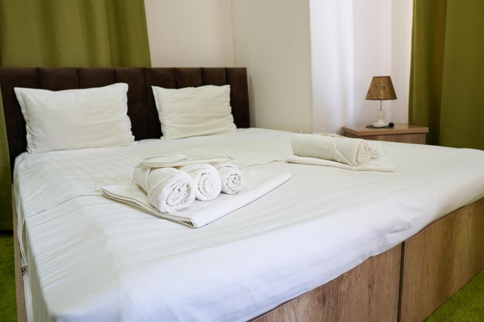 Chinor Garden Hotel - Free Airport Pick-Up And Drop-Off Tashkent Ngoại thất bức ảnh