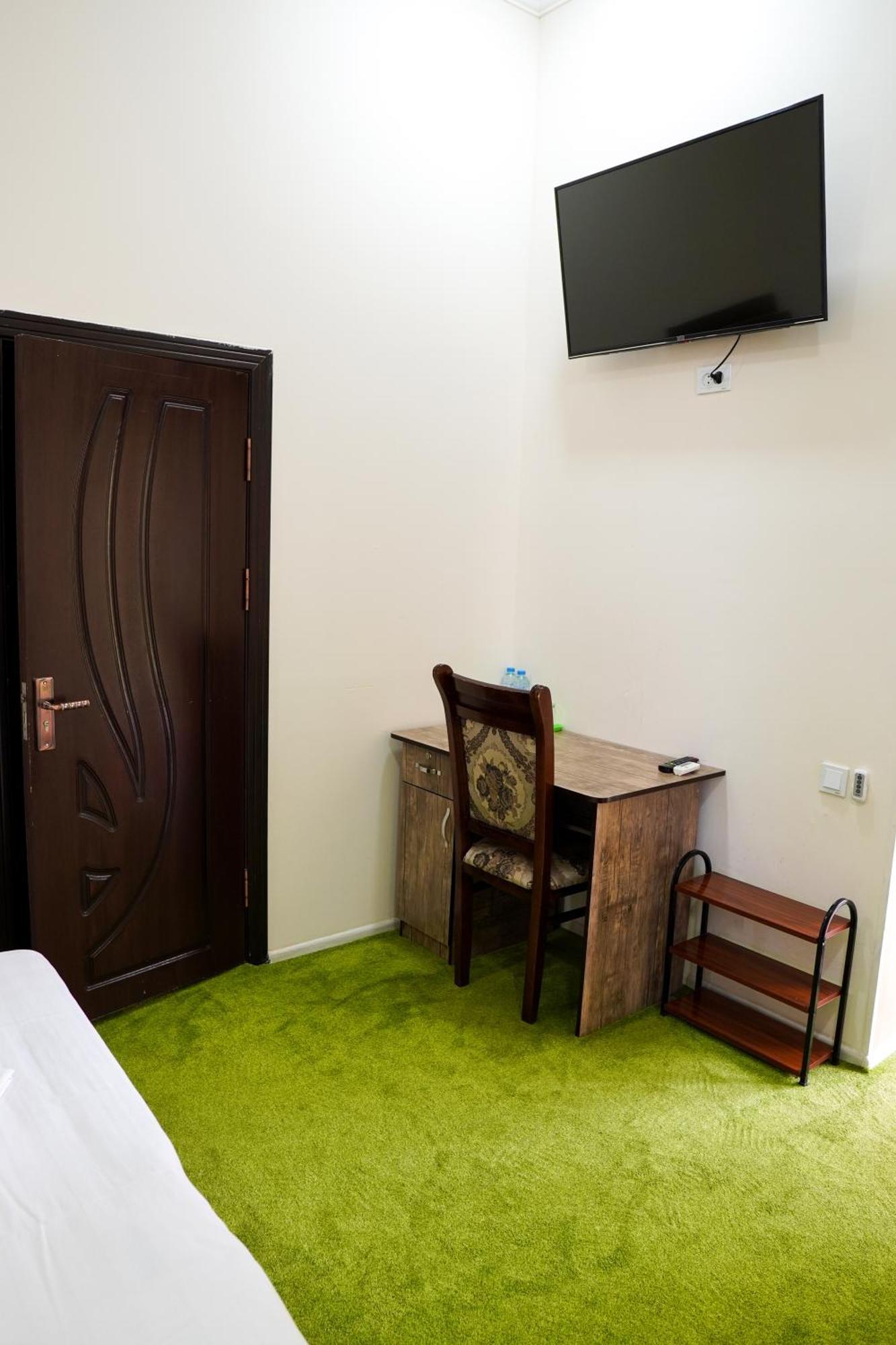 Chinor Garden Hotel - Free Airport Pick-Up And Drop-Off Tashkent Ngoại thất bức ảnh